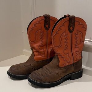 Justin Women’s cowboy boots